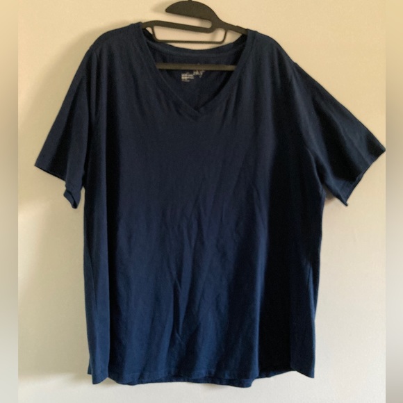 NWOT Terra & Sky Navy Blue tee - Picture 1 of 3
